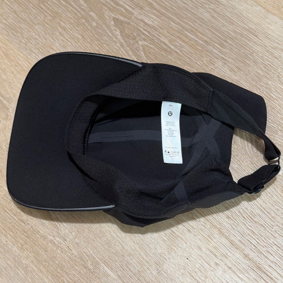 Lululemon running hat - Picture 2 of 2